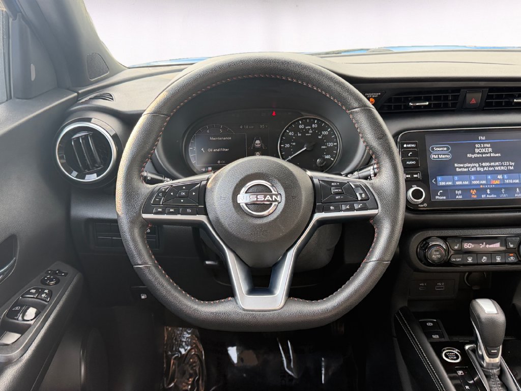 Used 2023 Nissan Kicks SR w/ SR Premium Package FWD image 12