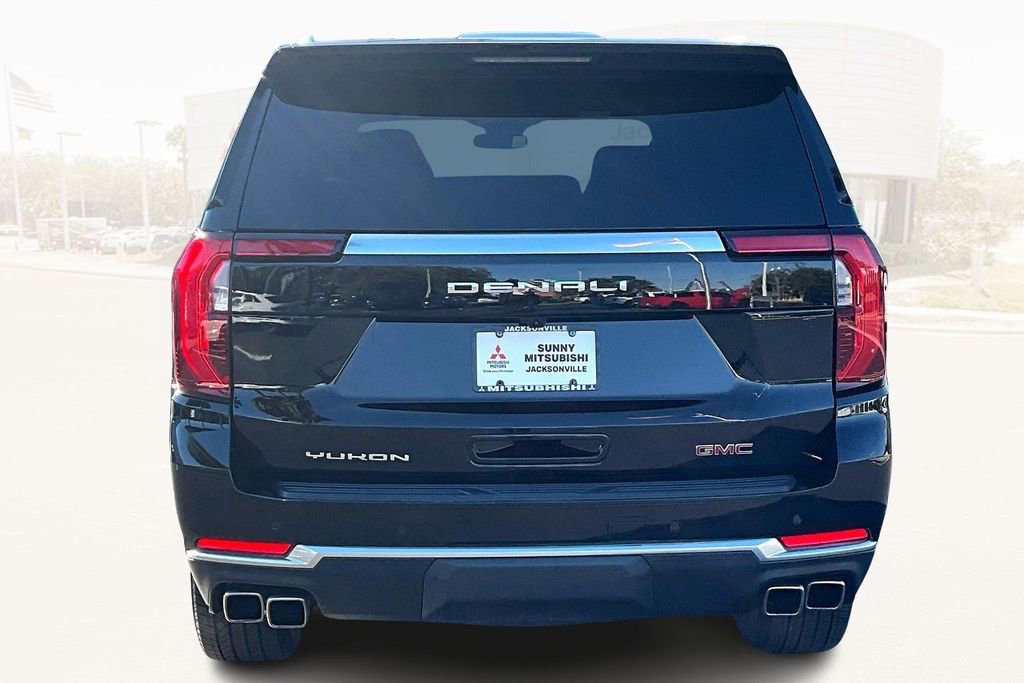 Used 2025 GMC Yukon Denali image 5