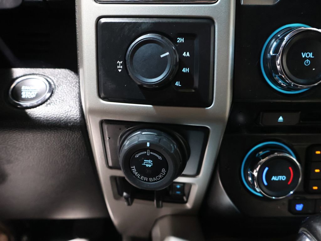 Used 2016 Ford F150 Lariat image 35