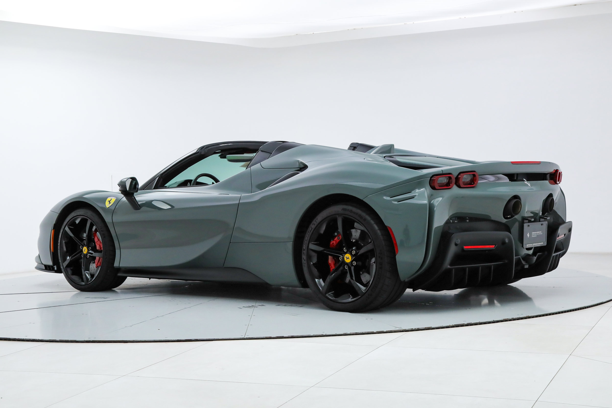 Certified 2025 Ferrari SF90 Spider AWD/4WD image 3