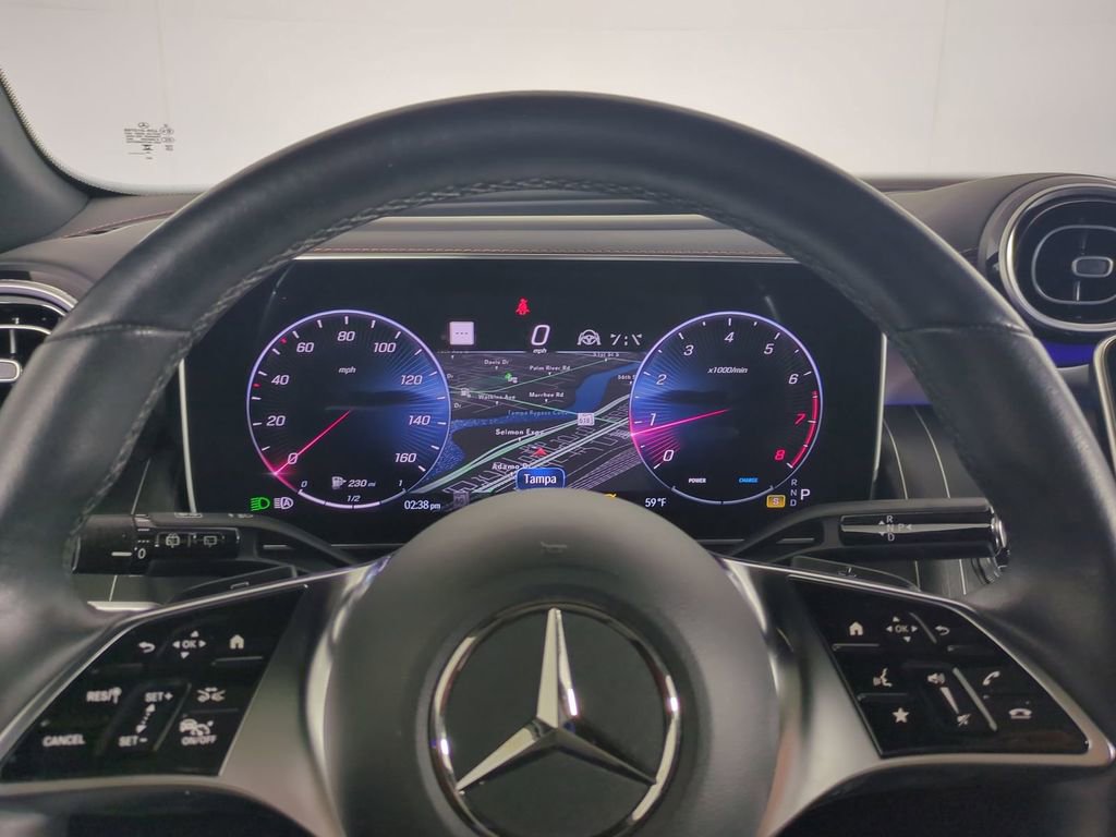 Used 2024 Mercedes-Benz GLC 300 4MATIC image 33