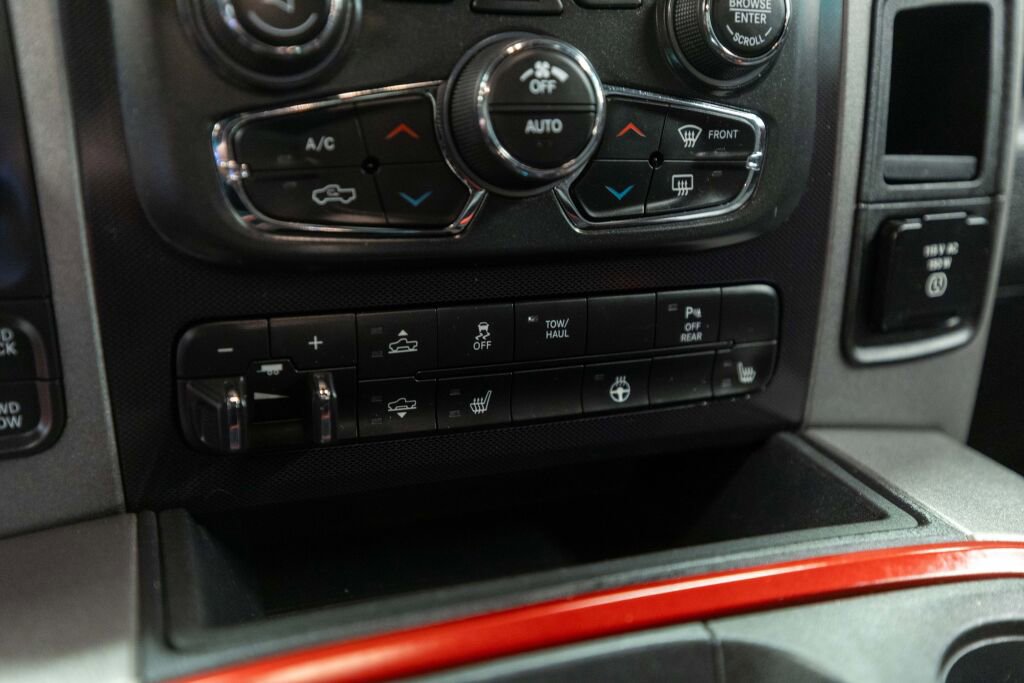 Used 2016 RAM 1500 Rebel image 12