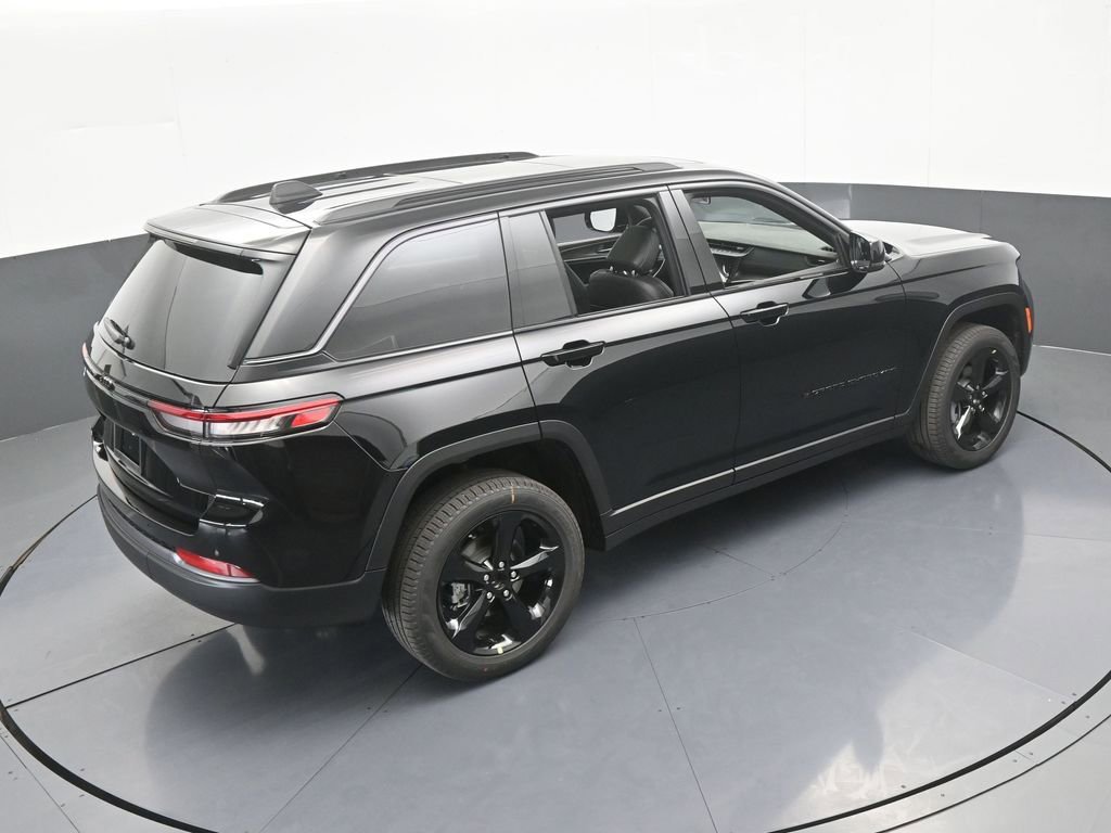 New 2026 Jeep Grand Cherokee Limited w/ Limited Altitude Package RWD image 46