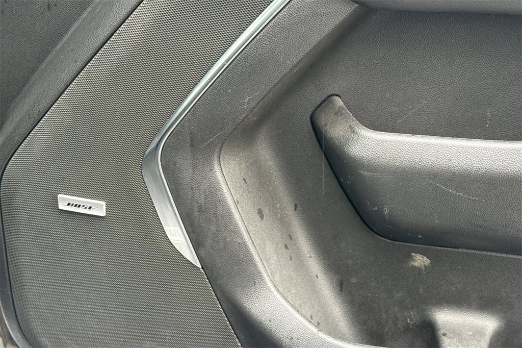 Used 2024 Chevrolet Suburban RST image 28