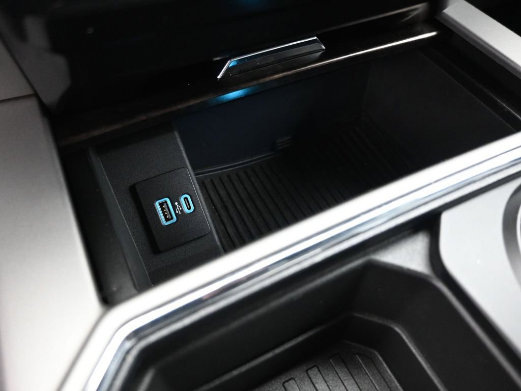 Used 2022 Ford F250 Lariat image 17