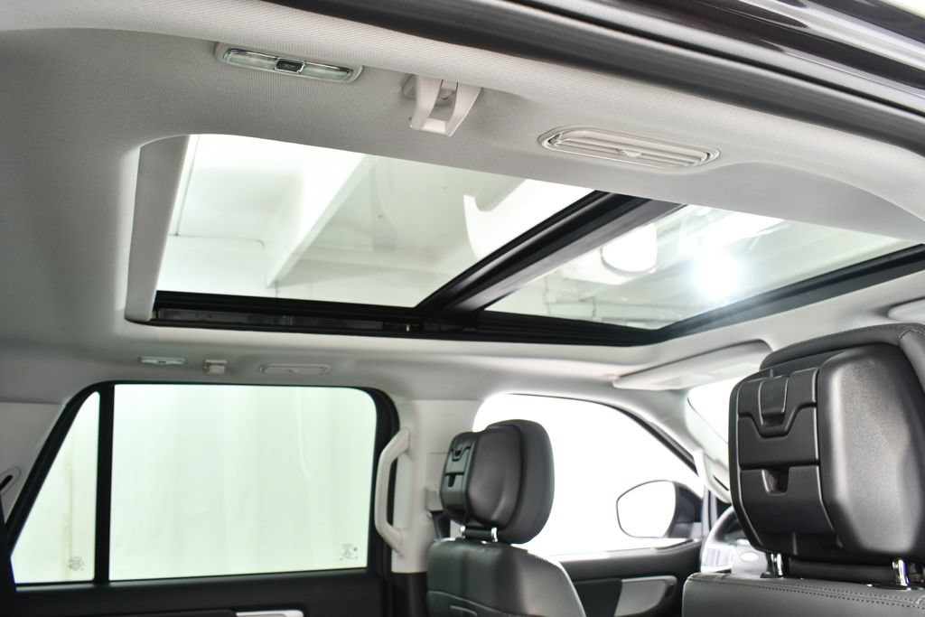 New 2027 Ford Expedition Active AWD/4WD image 18