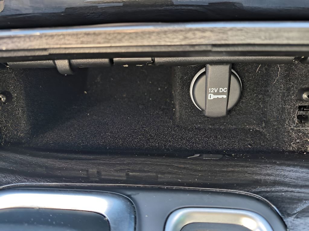 Used 2022 Chrysler 300 Touring L RWD image 19