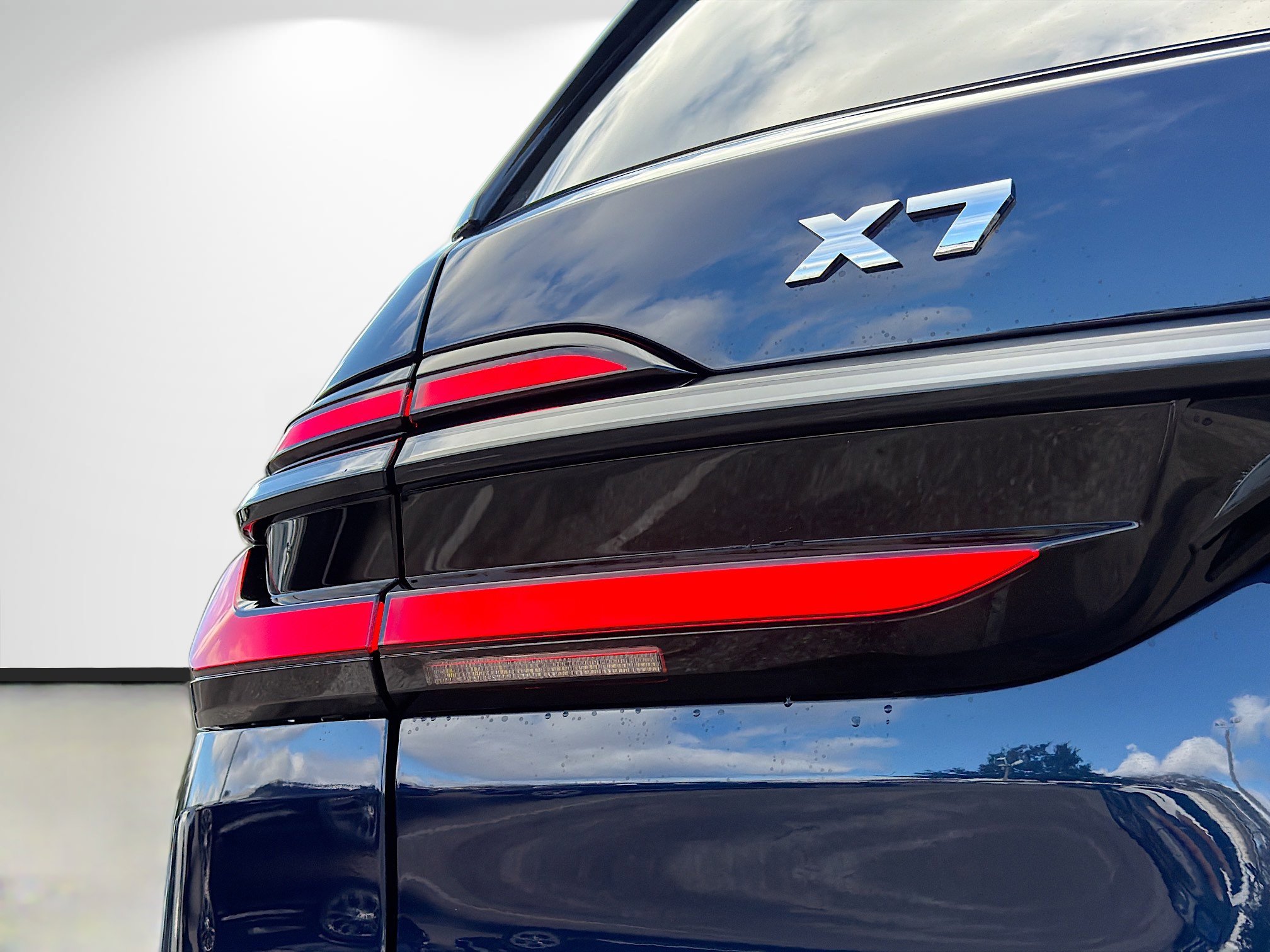 New 2026 BMW X7 M60i image 10