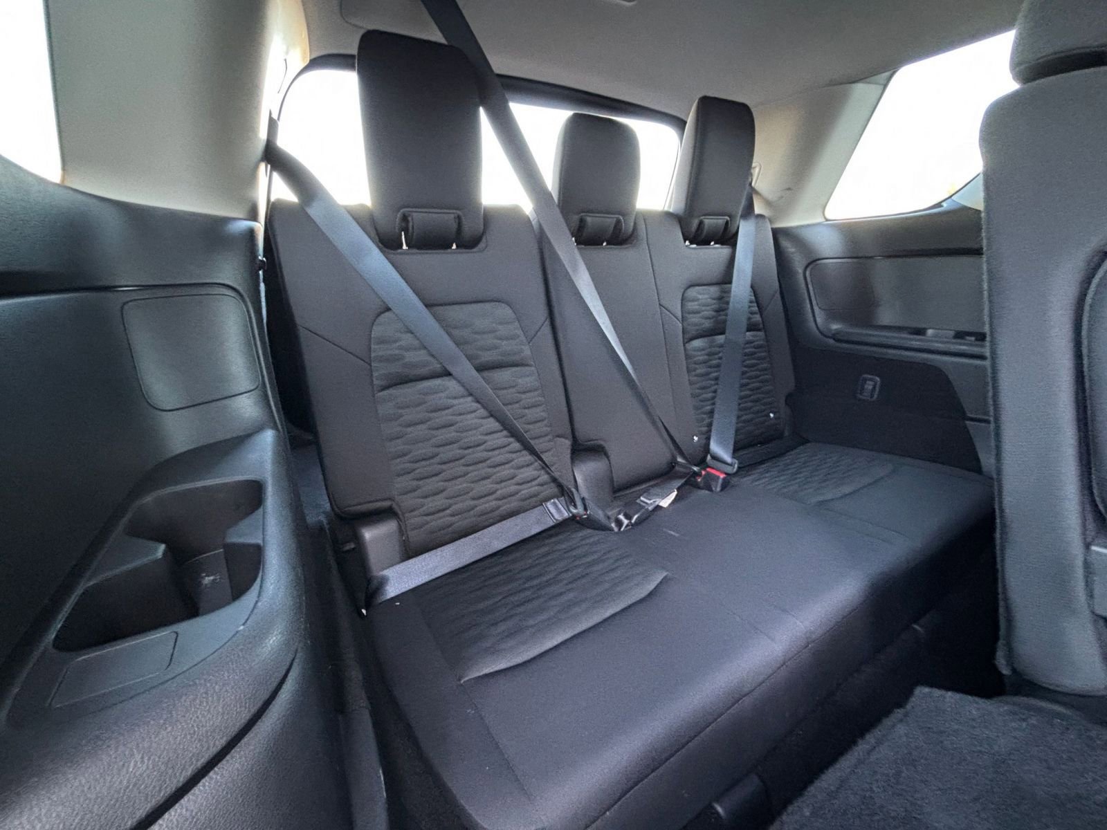 Used 2025 Nissan Pathfinder SV AWD/4WD image 31