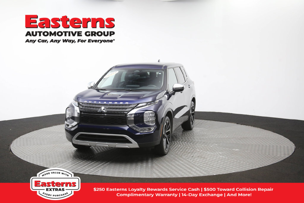 Used 2023 Mitsubishi Outlander SE AWD/4WD image 55