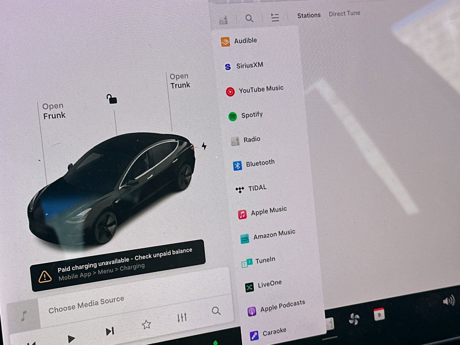 Used 2019 Tesla Model 3 Standard Range Plus image 17