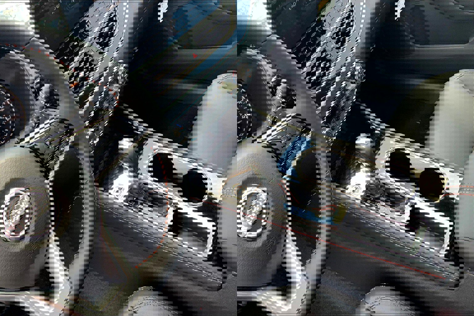 New 2025 Nissan Altima 2.5 SR image 8