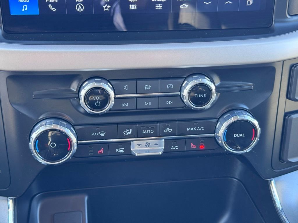 Used 2023 Ford F150 Lightning XLT image 12