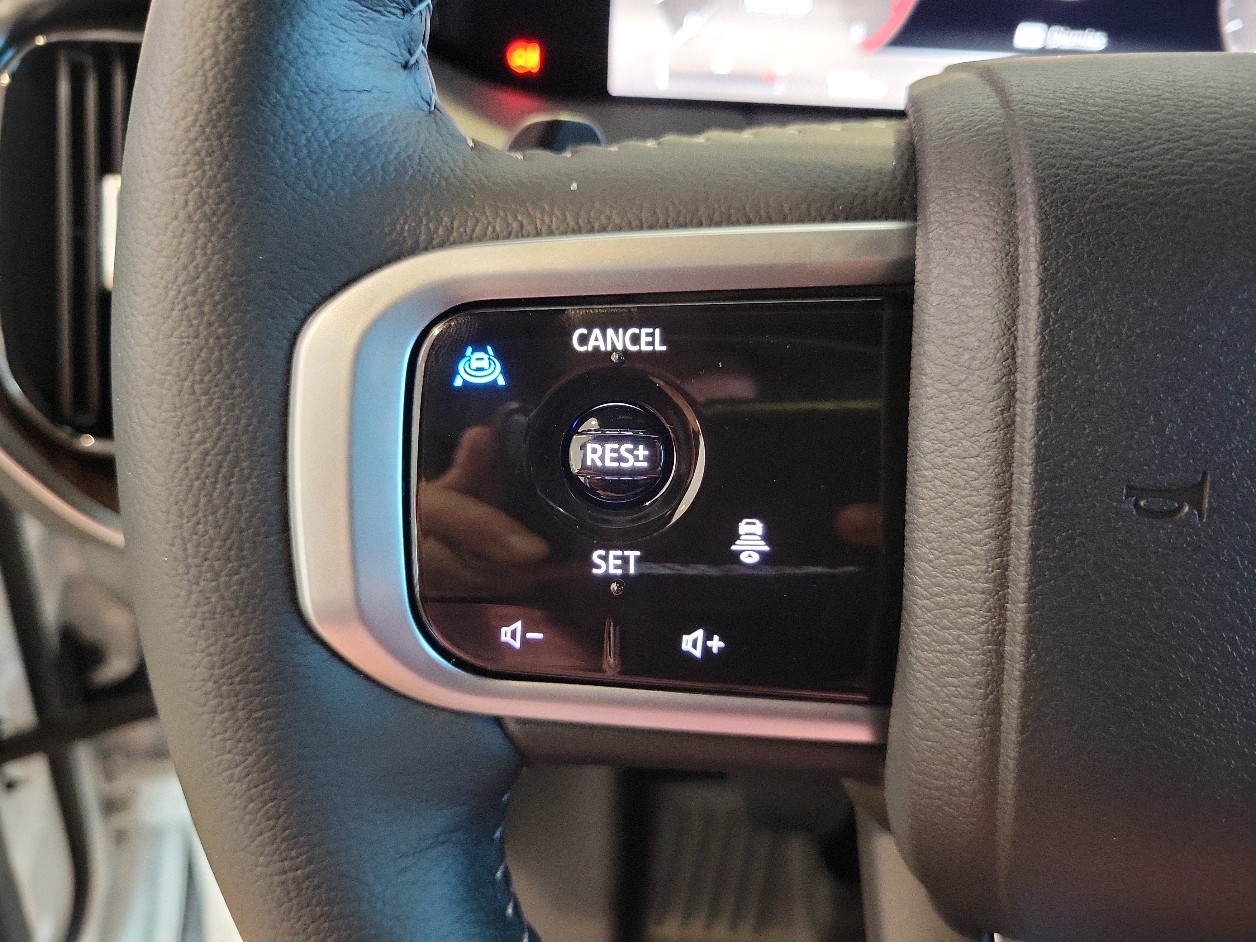New 2026 Nissan Armada SL w/ Captain's Chari Seat Package RWD image 20