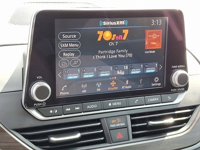 Used 2024 Nissan Altima 2.5 SV image 19