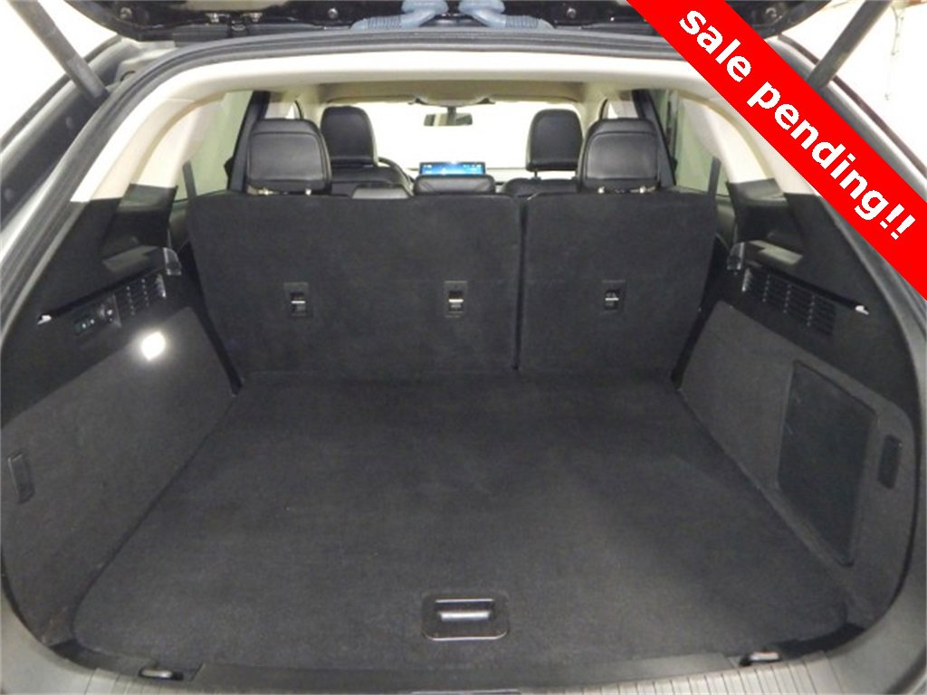 Used 2023 Lincoln Nautilus AWD w/ Premium Package image 16