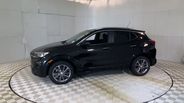Used 2023 Buick Encore GX Select w/ Sport Touring Package FWD image 5