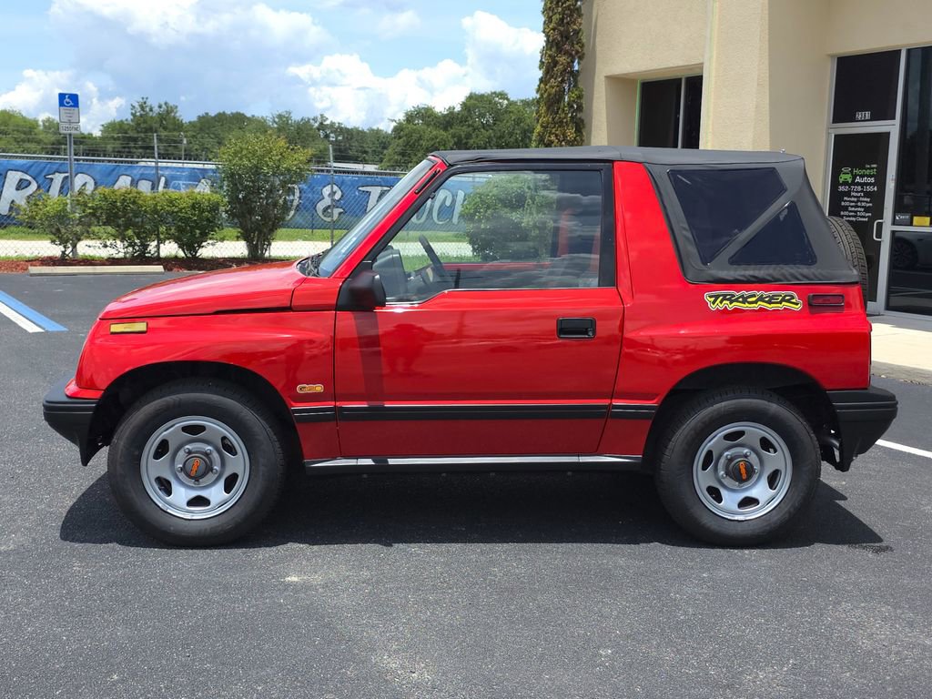 Used 1993 Geo Tracker 2WD 2-Door image 8
