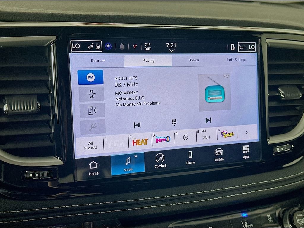 New 2026 Chrysler Pacifica Select image 13