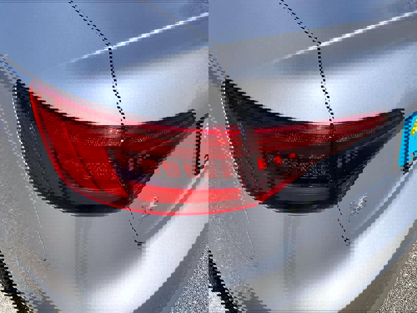 Used 2017 Audi A4 2.0T Premium w/ Convenience Package AWD/4WD image 33