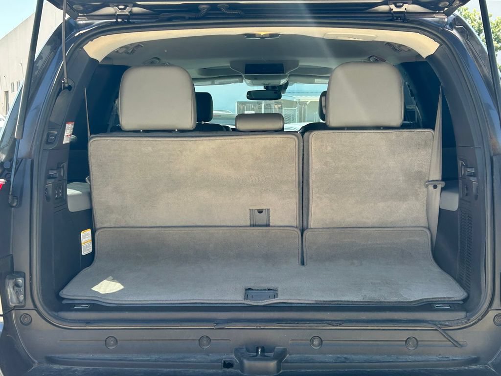Used 2019 Toyota Sequoia Platinum RWD image 14