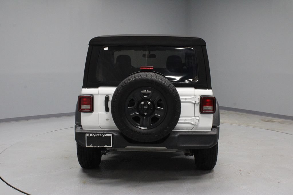 Used 2024 Jeep Wrangler Sport AWD/4WD image 9