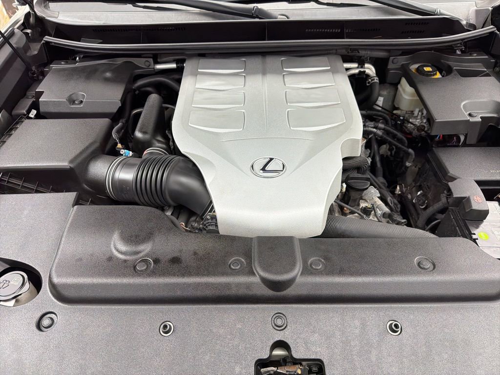 Used 2020 Lexus GX 460 Premium w/ Premium Package image 34