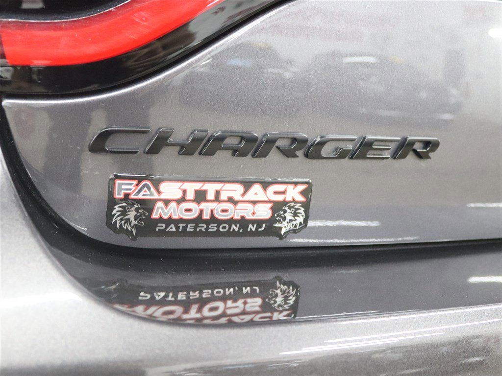 Used 2022 Dodge Charger Scat Pack image 6