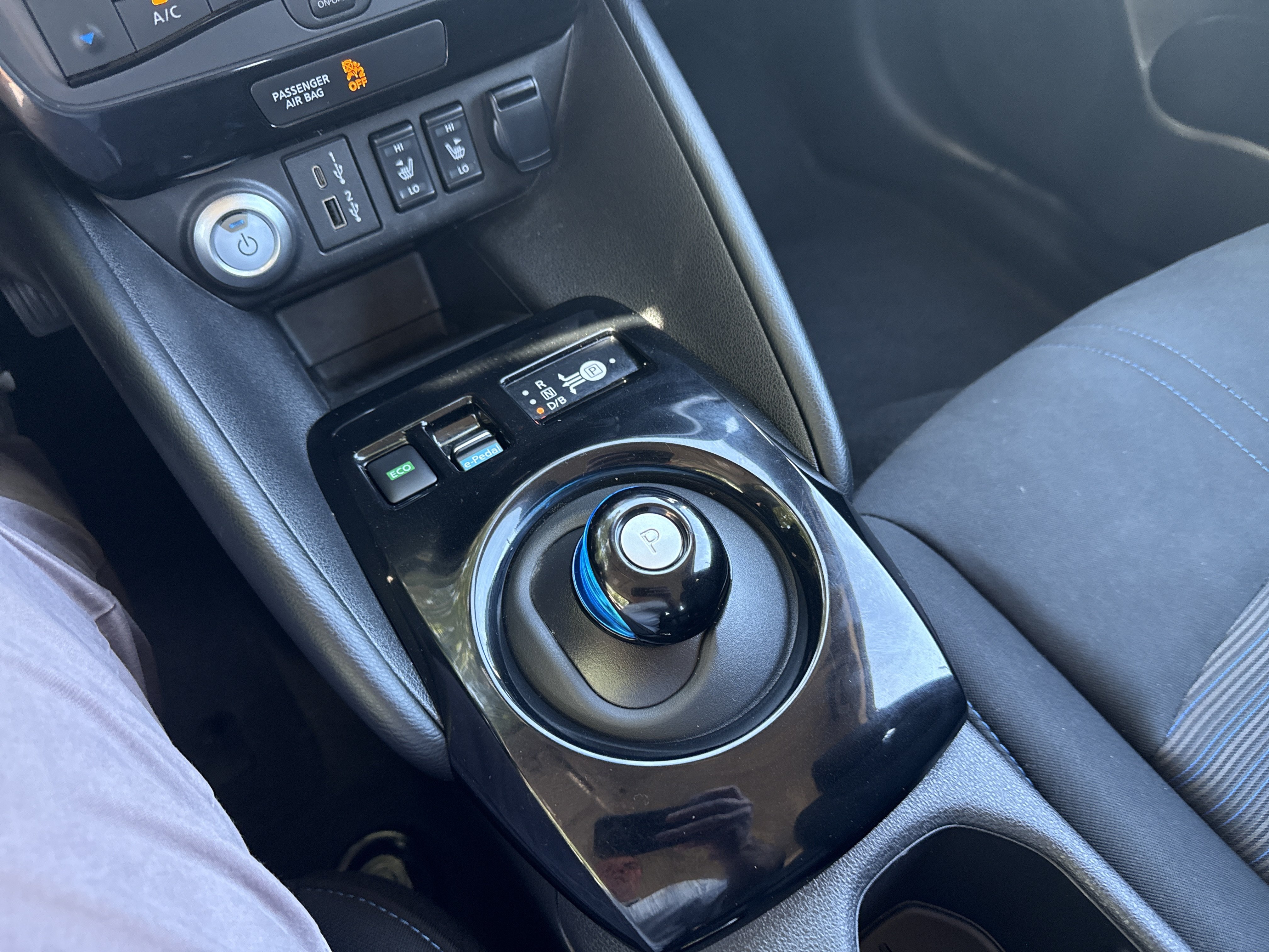Certified 2024 Nissan Leaf SV Plus FWD image 19