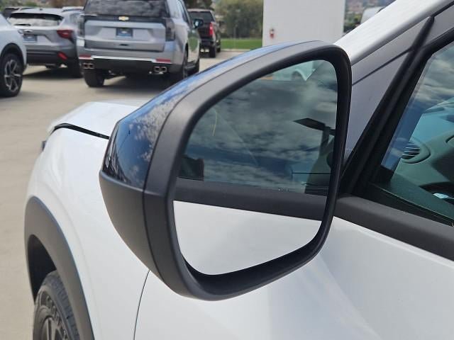 New 2026 Chevrolet Trax ACTIV FWD image 19