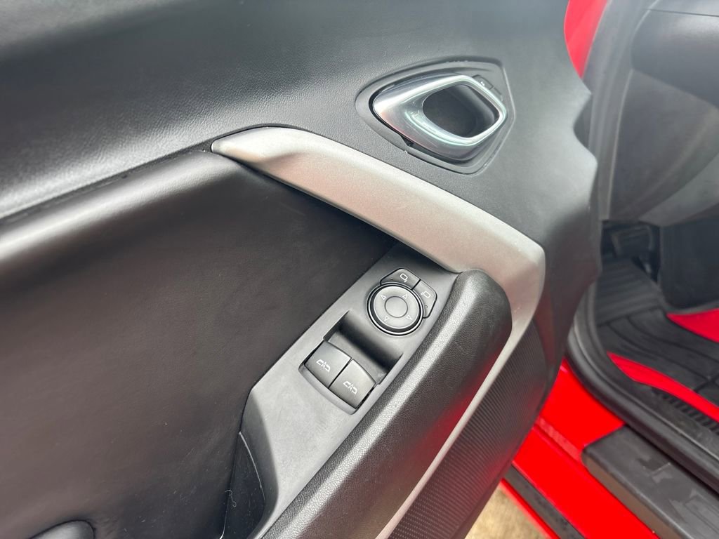 Used 2018 Chevrolet Camaro LT w/ RS Package image 18