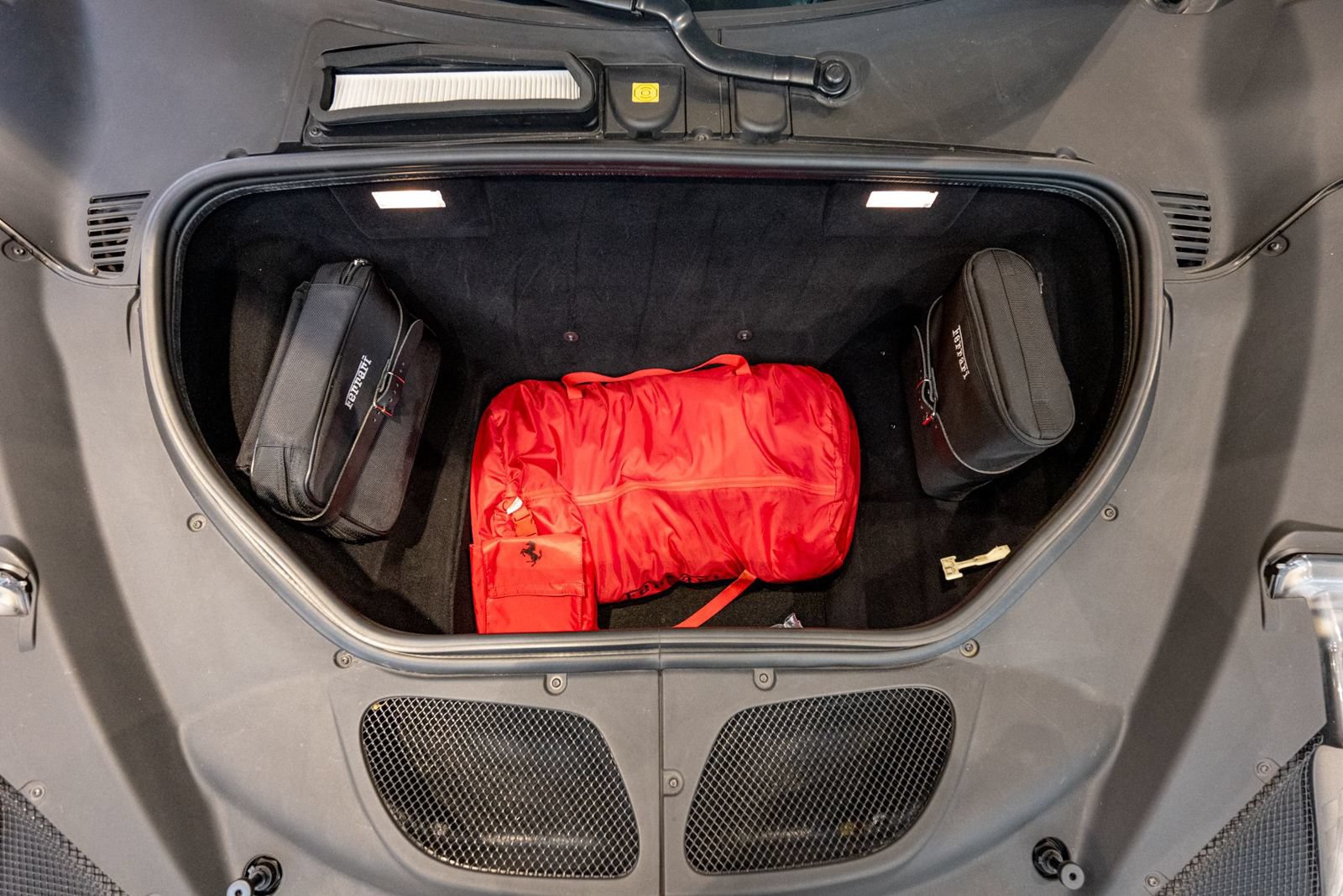 Used 2014 Ferrari 458 Speciale Coupe RWD image 26