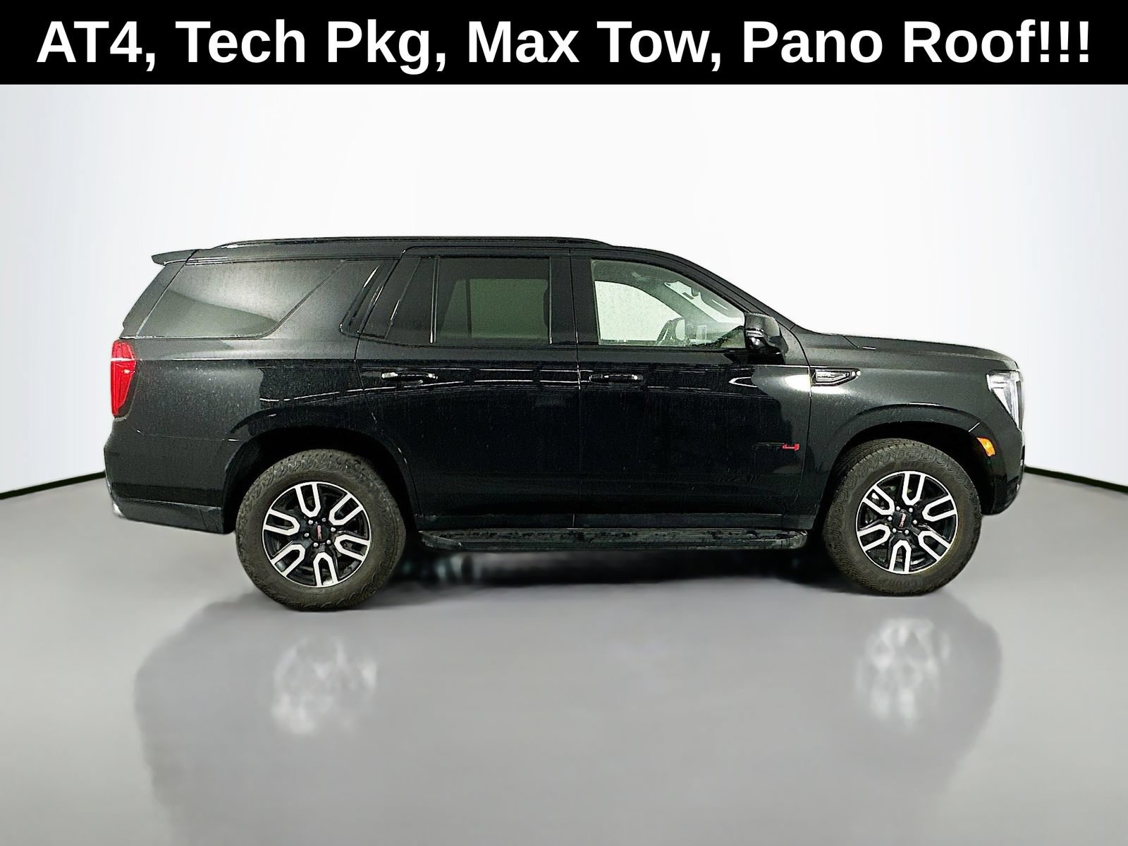Used 2024 GMC Yukon AT4 w/ Technology Package AWD/4WD image 9