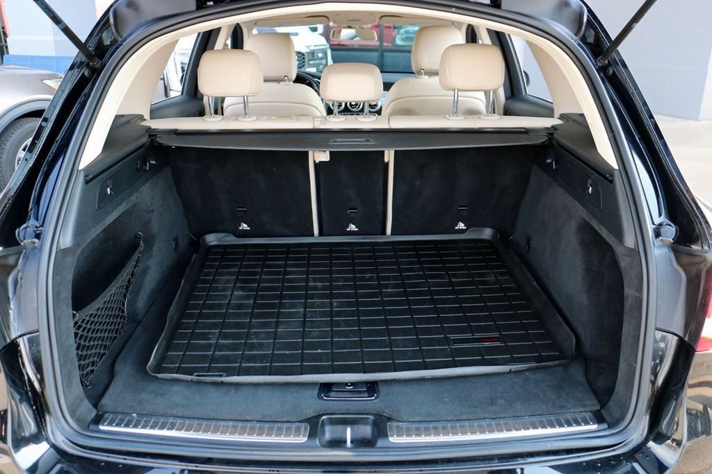 Used 2019 Mercedes-Benz GLC 300 4MATIC image 35