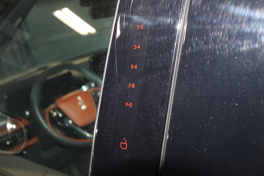 Used 2025 Lincoln Aviator Reserve w/ Jet Appearance Package image 43