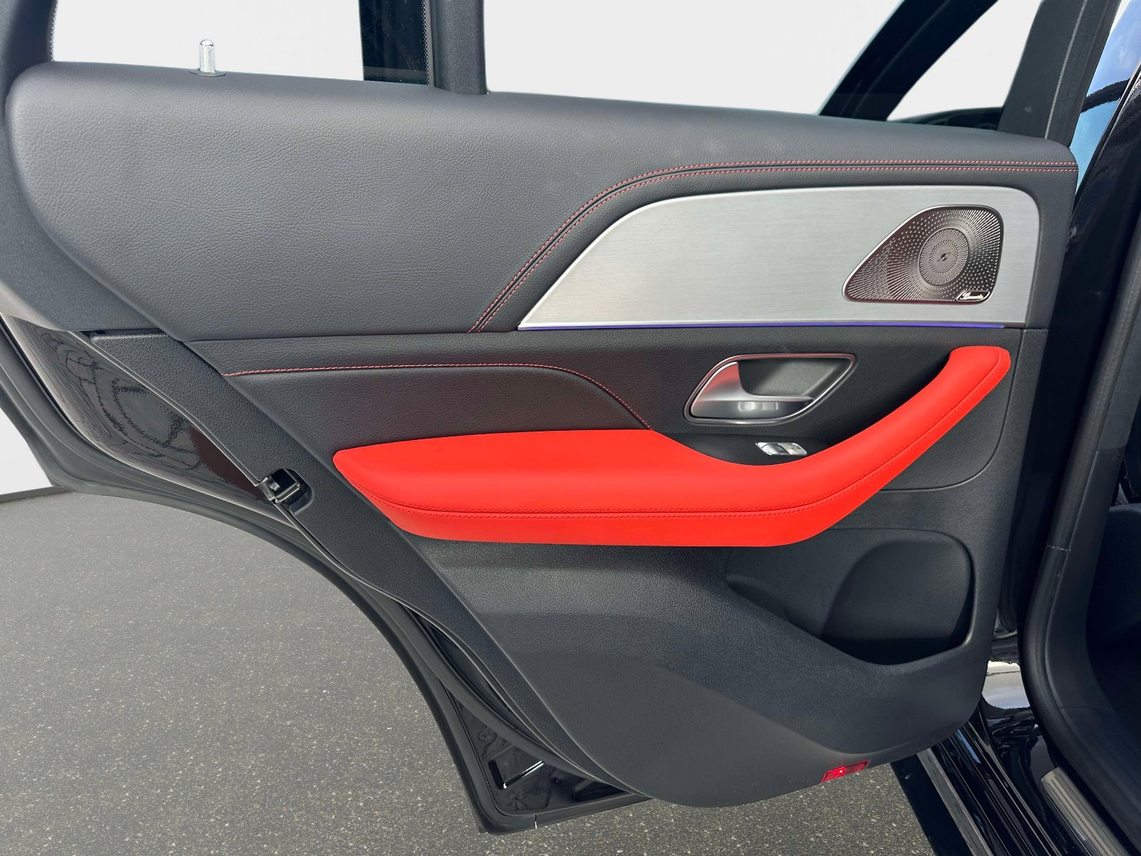 Used 2025 Mercedes-Benz GLE 53 AMG 4MATIC Coupe image 12