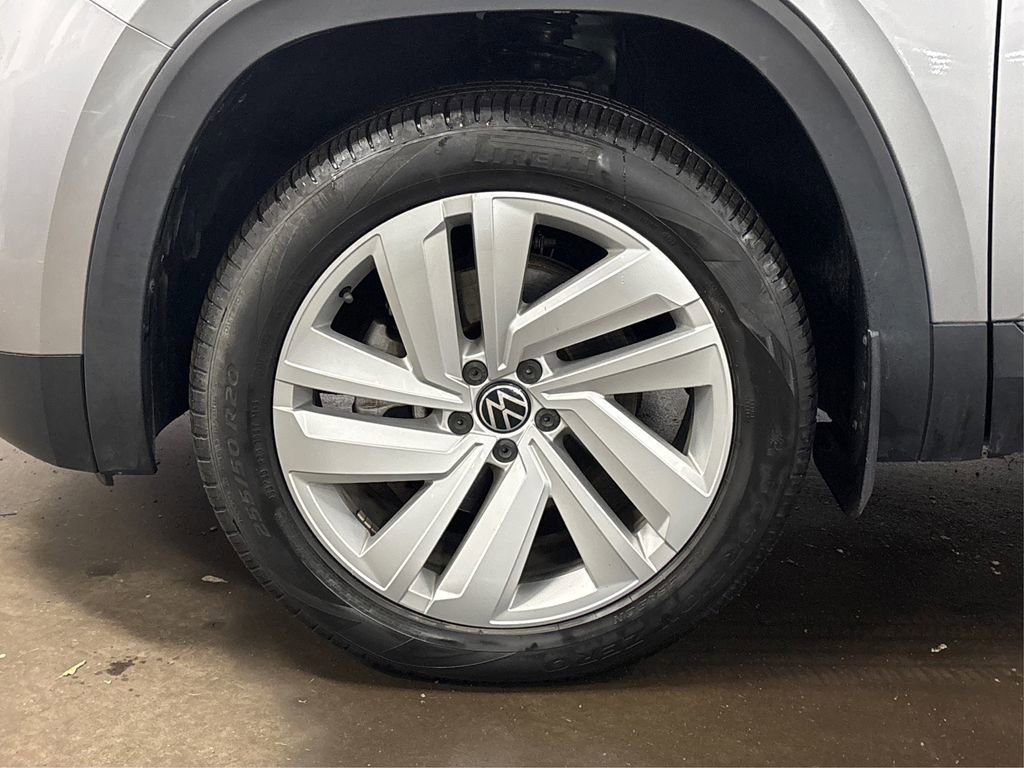 Used 2022 Volkswagen Atlas Cross Sport SE image 12