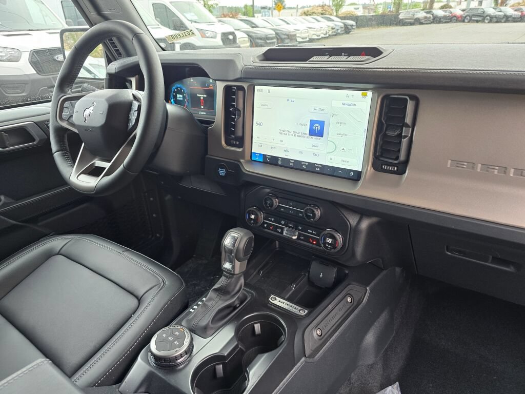 New 2026 Ford Bronco Outer Banks AWD/4WD image 10