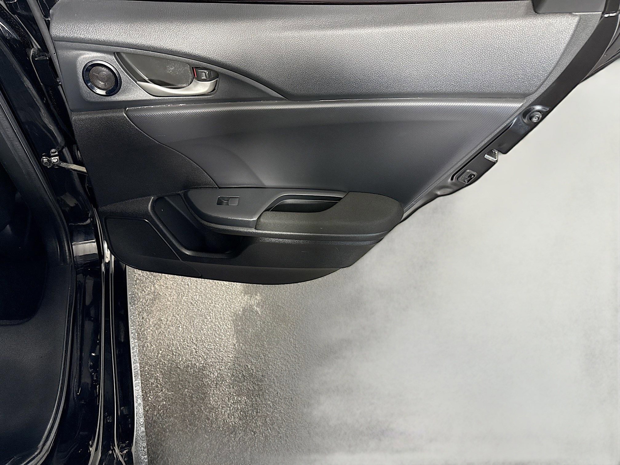 Used 2019 Honda Civic EX image 28