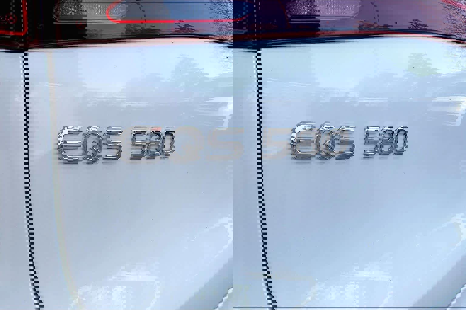 Used 2023 Mercedes-Benz EQS 580 4MATIC SUV image 10