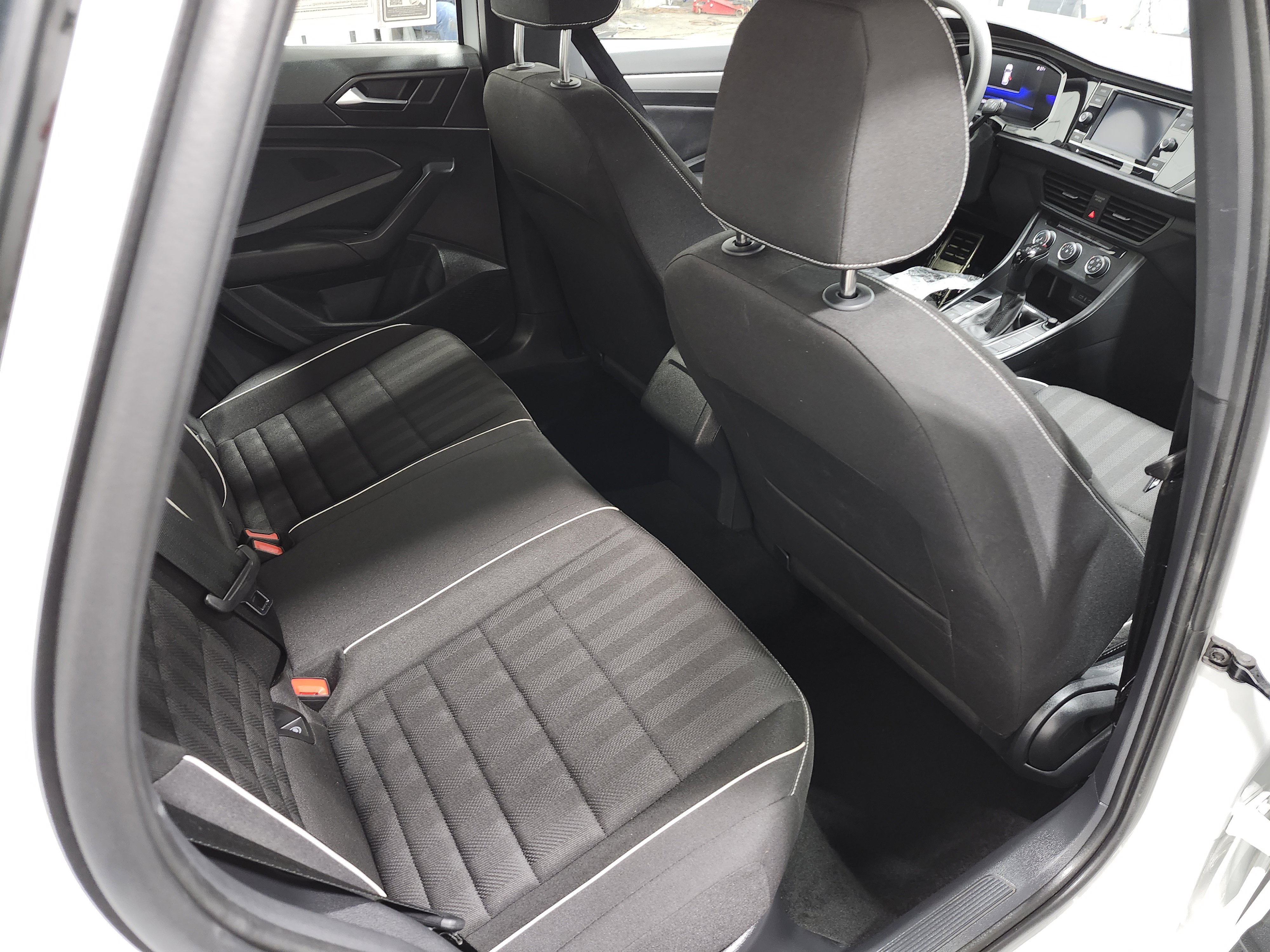 Used 2023 Volkswagen Jetta Sport image 20