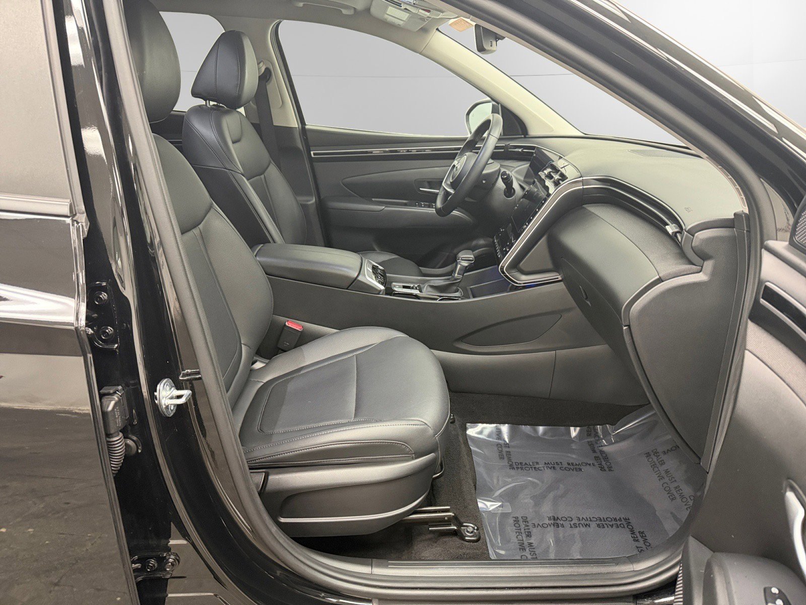 Certified 2023 Hyundai Tucson SEL w/ Convenience Package AWD/4WD image 15