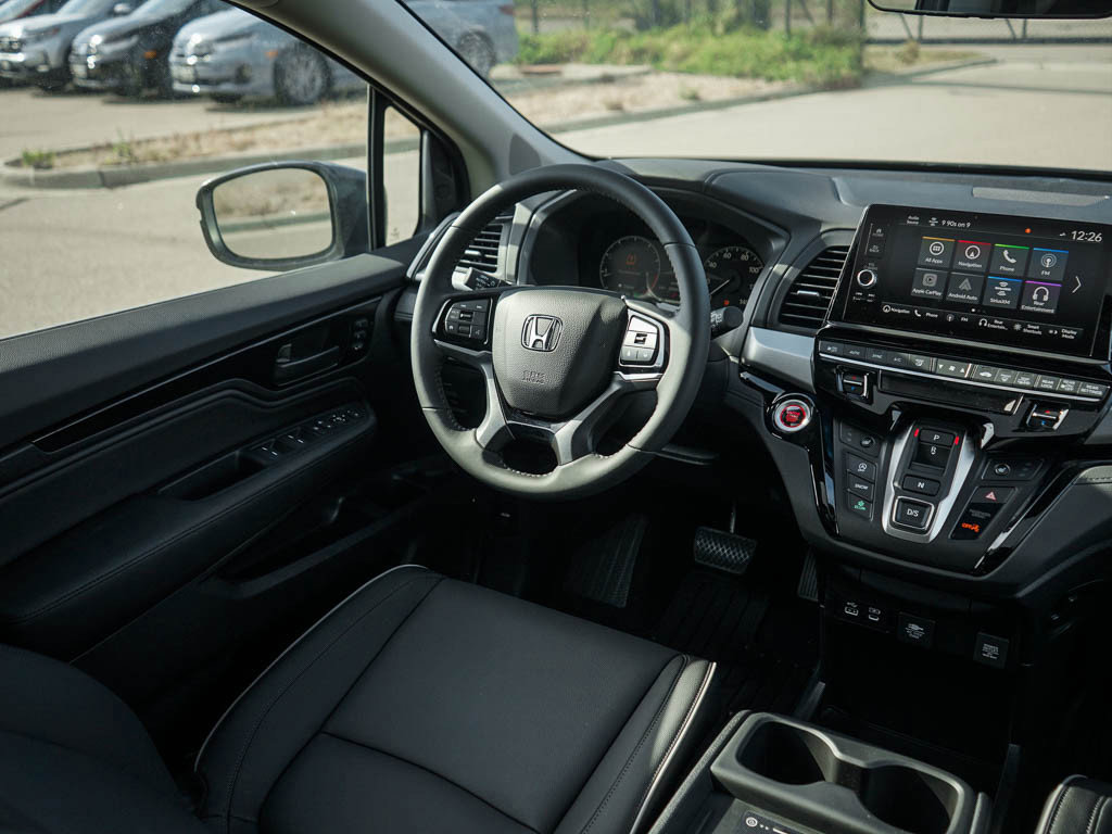 New 2026 Honda Odyssey Touring image 16