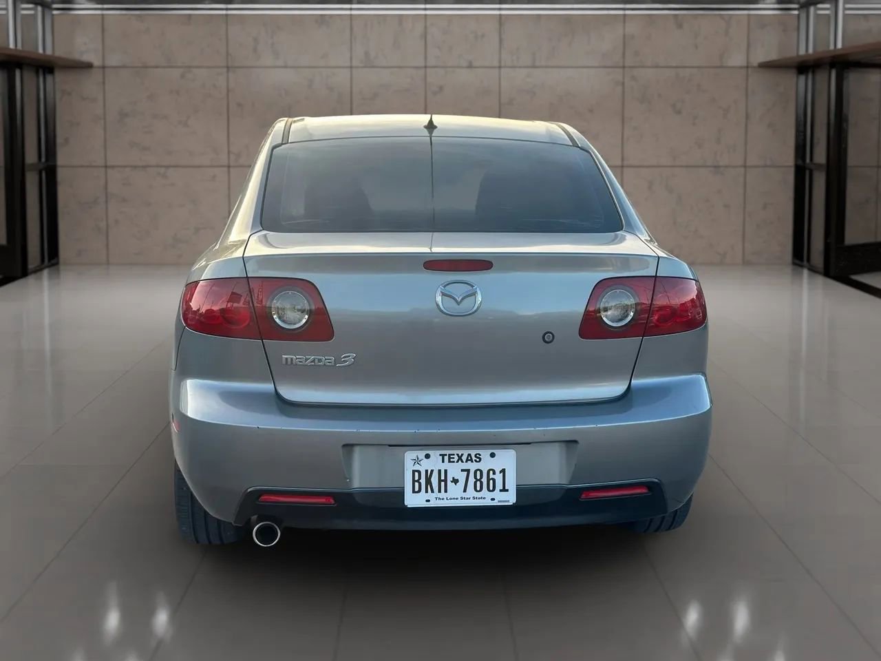 Used 2006 MAZDA MAZDA3 i Touring image 3