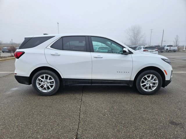 Used 2024 Chevrolet Equinox LT w/ LPO, Floor Liner Package image 8