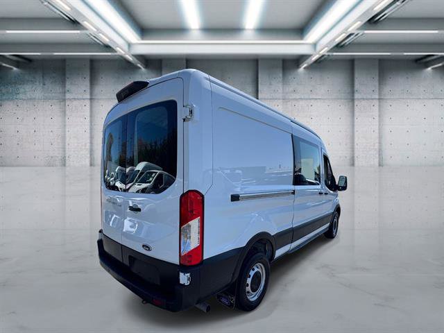 Used 2023 Ford Transit 250 Medium Roof w/ Load Area Protection Package RWD image 28