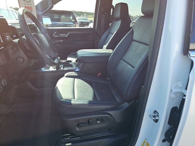 Used 2024 Chevrolet Silverado 1500 High Country image 13