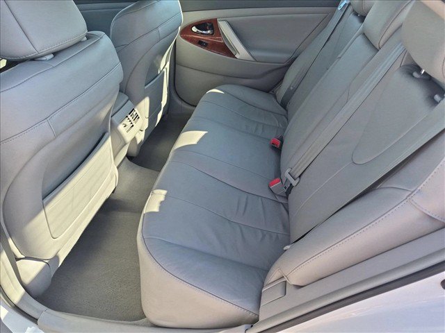 Used 2010 Toyota Camry XLE FWD image 18