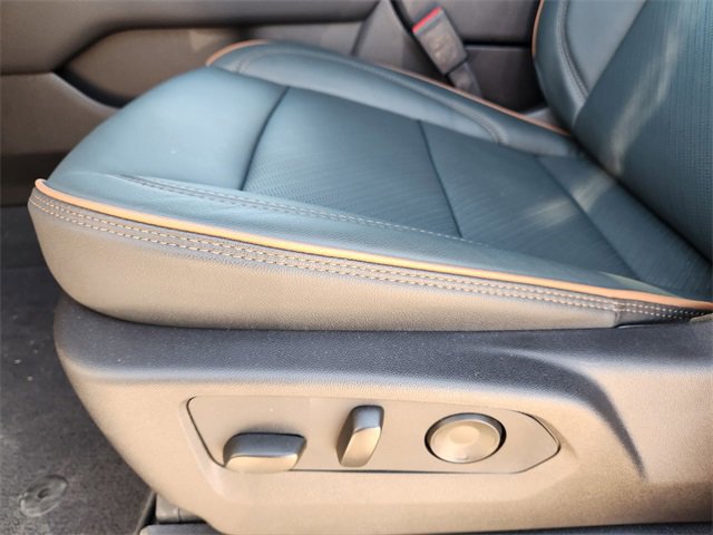 New 2026 GMC Yukon AT4 w/ AT4 Premium Plus Package image 21