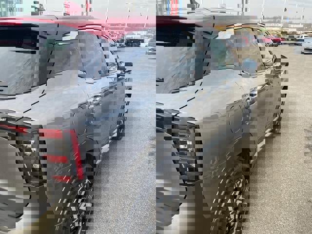 Used 2025 Nissan Kicks SV w/ Illumination Package image 19